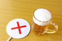 【疑問】「休肝日」は本当に必要？　実は“毎日少しずつ飲酒”はNG…医師が教える肝臓を壊さないお酒の飲み方