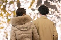 不倫経験のある男女に質問「”浮気”相手は既婚者？」→50代の相手が意外にも？《生々しい本音》