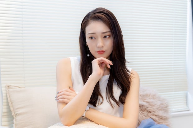 美人は性格がいい?悪い?「顔より育った環境による」「卑屈な人がいない」SNS上のリアルな声