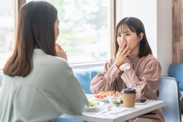 幼少期が大きく影響？　「見た目」で他人を判断してしまう人の“特徴”とは　【心理カウンセラー解説】