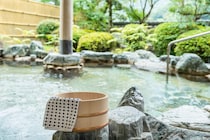 【疑問】「温泉」の入浴前、体＆髪を洗った方がいいの？　上手な入り方＆注意点とは　専門家が解説