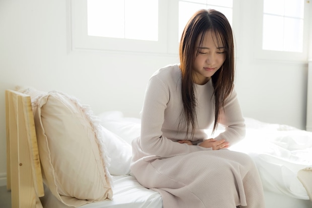 大腸がんに“前兆”はある? 放置してはいけない症状&手遅れを防ぐ対策【外科医解説】