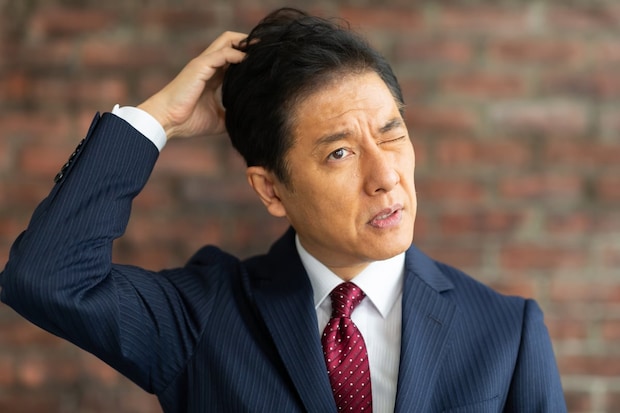 髪のパサつき＆フケ、実は「花粉」のせい？　美容師が教える“お湯だけでは落ちない”落とし穴＆正解ケアとは