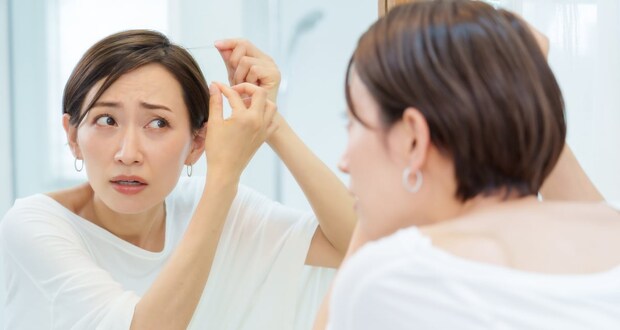 卒業＆入学式当日に「白髪」発見…式の1週間前にやらないと手遅れ？　美容師直伝の“リタッチ術”とは