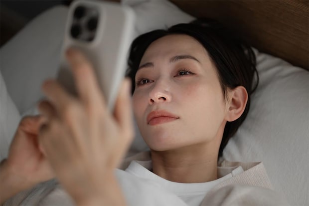 恋人がいない女性100人に聞く→96％「出会いがない」　“出会えない”人の悩ましい特徴とは？