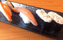 【写真】シャリより“高い”！！　ねぎまぐろ＆サーモンの“マウンテン”寿司がコレだ！