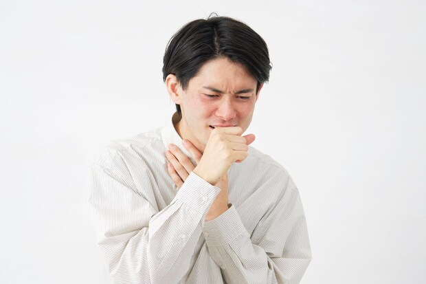 風邪の症状ひどい…もしかしたらインフル&新型コロナかも すぐに受診すべき5つの症状とは【医師解説】