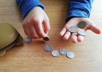 「どうぶつの森」でローン理解　子どもに「お金」のこと、いつ、どう教える？