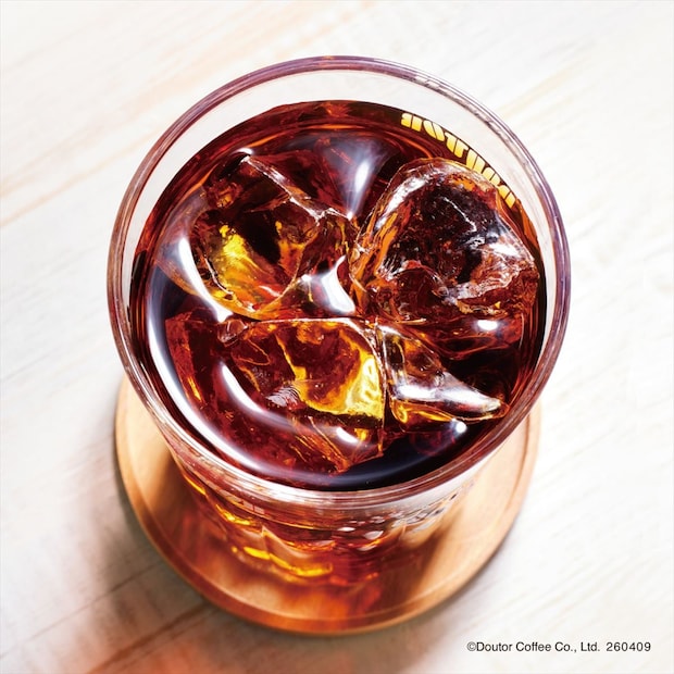 【ドトールコーヒー】“ハワイの豆”配合アイスコーヒー「オハナブレンド」新発売 ロングソーセージ「ジャーマンロングドック」も