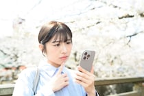 花見の“トイレ難民”を回避！　スマホで「近くのトイレ」の混雑状況まで一瞬で調べる方法とは