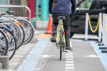 自転車で“歩行者”にけがをさせたら“懲役刑”！　どんな罪に問われる？