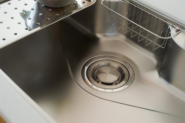 台所に流すと危険な“3つ”のもの「絶対に避けたい」　インスタントラーメンのスープもNG！【クラシアンが紹介】