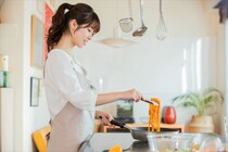 【新生活】食費の節約にも！　自炊のメリットについて、管理栄養士に聞く
