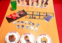 【今日から】スシロー×「文豪ストレイドッグス」初コラボ　“実物”コラボ限定ピック、クリアカード、アクリルスタンド