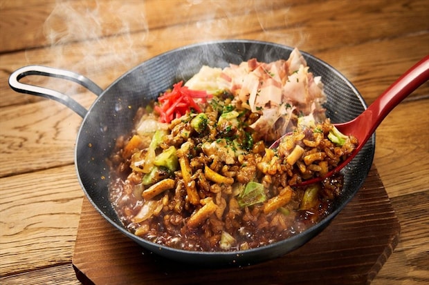 【丸亀製麺】うどん×米“禁断のタッグ”「丸亀うどんメシ」発売　“直接グリルパン”メニュー4種