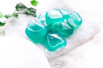 【パック型液体洗剤】子ども＆高齢者が誤飲　急性呼吸不全、誤嚥性肺炎の事例も