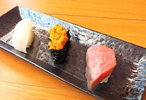 【くら寿司】「熟成 桜鯛」特別価格110円、「うに」230円…「桜鯛とうにと肉」フェア　「藤原系」第3弾“禁断”まぜそばも