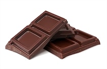 「市販のチョコレート菓子」人気ランキング　3位「たけのこの里」2位「キットカット」…1位は“駄菓子とは思えないクオリティー”のチョコ？