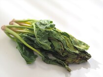 ホウレンソウが“しなしな”に…管理栄養士「まだおいしく食べられます」　“パリッと”よみがえる「復活術」とは？