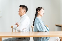 「家政婦扱いから解放された！」「かっこいい離婚はドラマだけ」熟年・高齢離婚を選んだ人たちの切実な“本音”