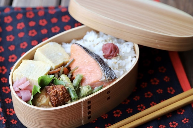 「好きなお弁当のおかず」ランキング　3位「ハンバーグ」2位「卵焼き」…1位は“子どもから大人まで大好き”な食べ物？