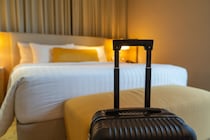 【要注意】「えっ…こんなに！？」　これがホテルでよく見つかる「忘れ物」です！