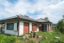子育て＆ペットに利点？　維持管理＆不便？　地方「築古戸建て」に住むのはアリorナシ？