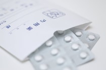 「ジェネリックは効き目弱い」は本当？　「先発品」継続で年間1万円超の差…薬剤師に聞く「選定療養」の仕組み