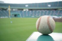 【疑問】「プロ野球」観戦時、ファウルボール当たりけが…損害賠償を請求できる？