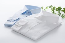 せっかくクリーニングしたのに…「衣服」にカビが生えてしまうNG行為＆正しい保管方法とは