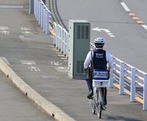 【自転車】「手信号なしは違反」　警察官かたる詐欺に注意…もし支払ってしまったら返金請求できる？　弁護士に聞く