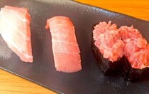【えー！】シャリより大きい大とろ＆中とろ　160円の“新商品”もおいしそう！