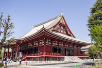 初夏に参拝数が多かった「寺」全国ランキング　3位「深川不動堂」、2位「浅草寺」…1位は？
