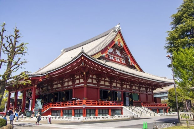 初夏に参拝数が多かった「寺」全国ランキング　3位「深川不動堂」、2位「浅草寺」…1位は？