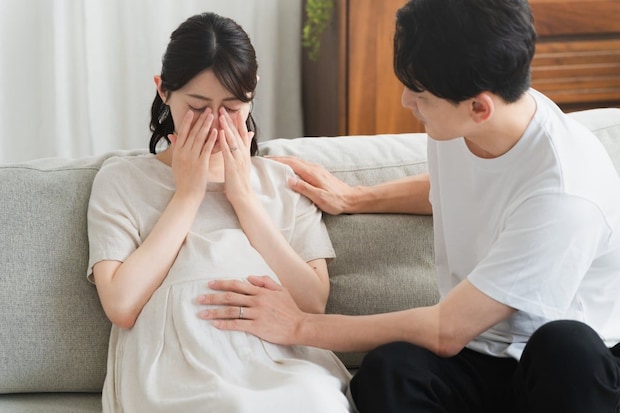 土日出勤が増え…妊娠中に夫の不倫が発覚　39歳妻がAIに相談してつかんだ“残酷な証拠”