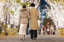 【実話】「うちの夫にはない安心感」　中学の保護者会で出会った男性と不倫　41歳女性が3カ月で《失いかけたもの》