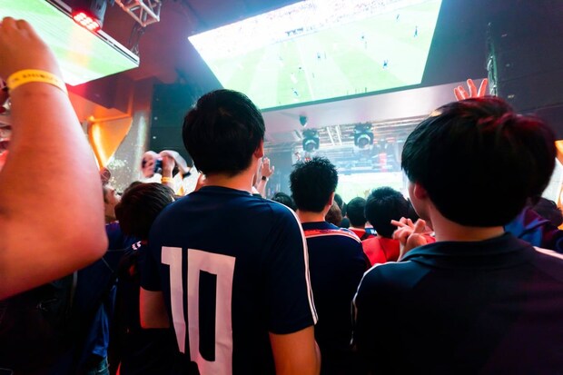 【サッカーW杯】飲食店が「DAZN」個人アカでこっそり試合流すとどうなる？　弁護士が説く“損害賠償”のリアルなリスク