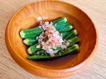 レンチン＆めんつゆで完成！　JA全農が「オクラのおひたし」のレシピを公開