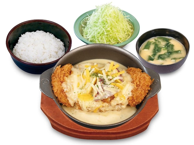 【今日から】松のや、ロースかつ＆チキンかつの「シュクメルリ」発売　SNS「ボリュームえぐ」「まさかの初夏に」