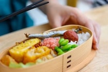 【疑問】意外な食べ物も…手作り弁当に入れると“食中毒”リスクが上がるものとは