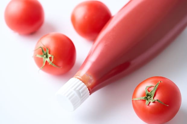 【ケチャップ】「上向き」or「下向き」 どっちで保存するのが正しい? カゴメに直撃