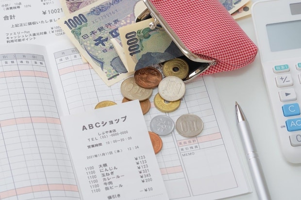 昼食抜き、ジム退会、禁煙…「値上げラッシュ」渦中の節約術を聞いてみた