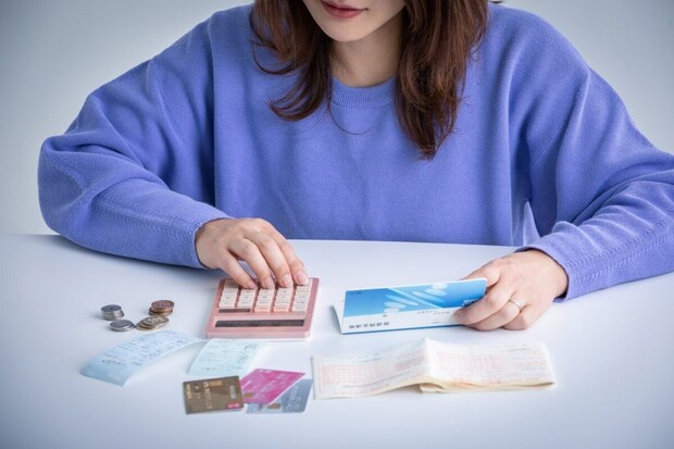 男女1000人が回答した“節約した費目” 1位は「食費」、2位と3位は?