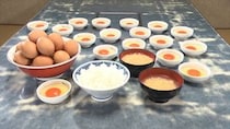 【画像】なんじゃ、こりゃ！　卵10個分の目玉焼き「TKGDX」すごすぎる！　生卵3個…「親鶏しょうゆラーメン」もボリューミー！