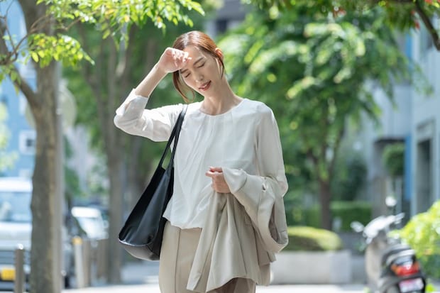 梅雨明けの時点ですでに傷んでいる!? 夏本番に焦らない「髪のUV対策」と色落ち防止カラー【美容師が解説】