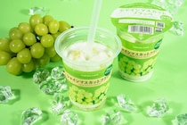 【ファミマ】まるでシャインマスカット？　味わうごほうび「シャインマスカットフラッペ」発売