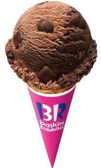 「サーティワン アイスクリーム」＆「キットカット」コラボ開始　サクサク＆ザクザク食感の期間限定メニュー登場