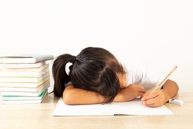 夏休みに「学力格差」が急拡大…親の“高すぎる目標”が逆効果? 1学期の復習を無理なく終えるコツ