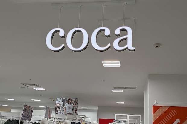 夏の定番《coca》涼しい“柄パンツ”に反響 SNS「サラサラして気持ちいい」「3本目です」