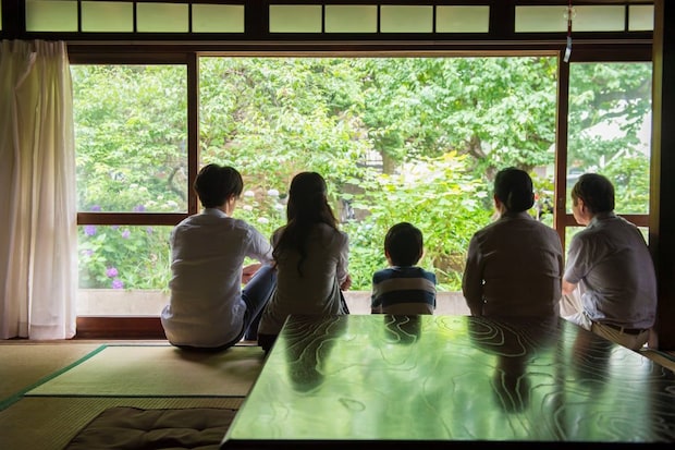 帰省や冠婚葬祭で「子どもの障害」どう伝える？　親族に隠さず伝えた方が「親子が楽になる」ワケ